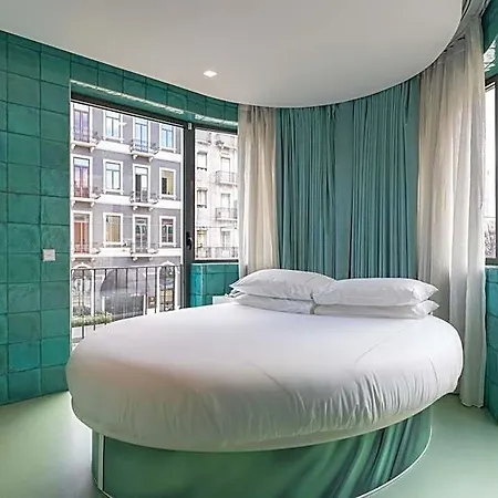 Hotel Wc By The Beautique