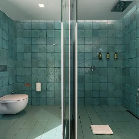 Отель Wc By The Beautique 4*