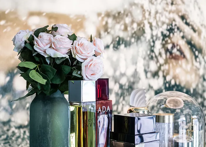 Hotell Wc By The Beautique