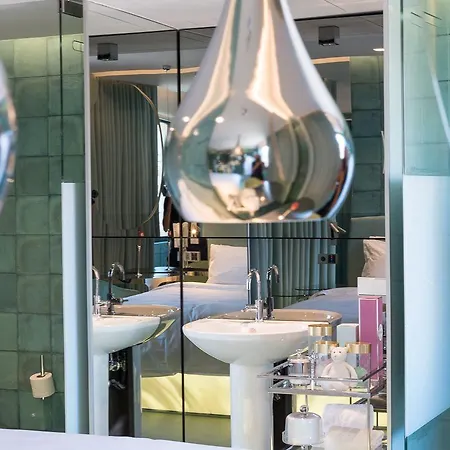 מלון Wc By The Beautique 4*