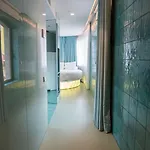Wc By The Beautique 4* Лиссабон